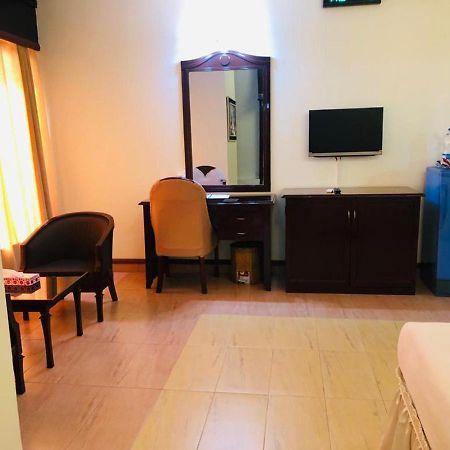 Grand Park Hotel Chittagong Exterior photo