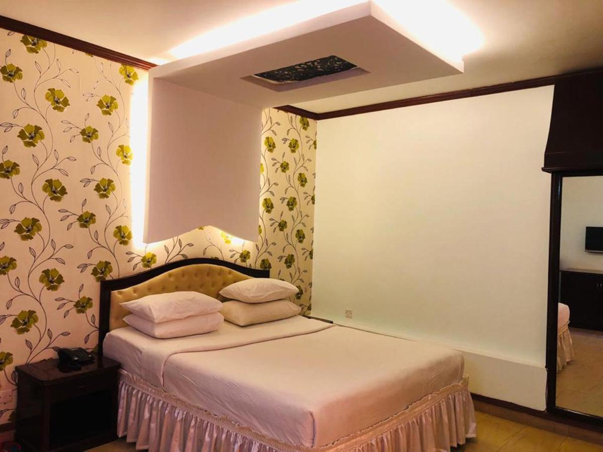 Grand Park Hotel Chittagong Exterior photo